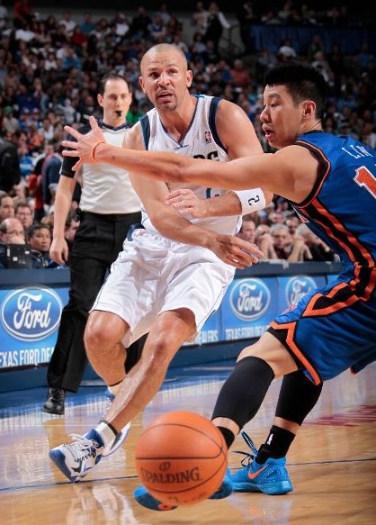 第41圈,诺里斯进站做出二停,维斯塔潘超越皮亚斯特里升至第1