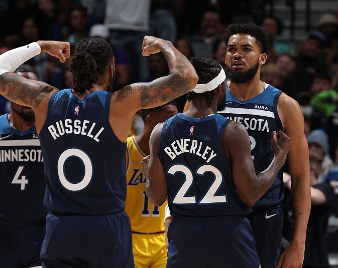 我们用简洁 我们用简洁